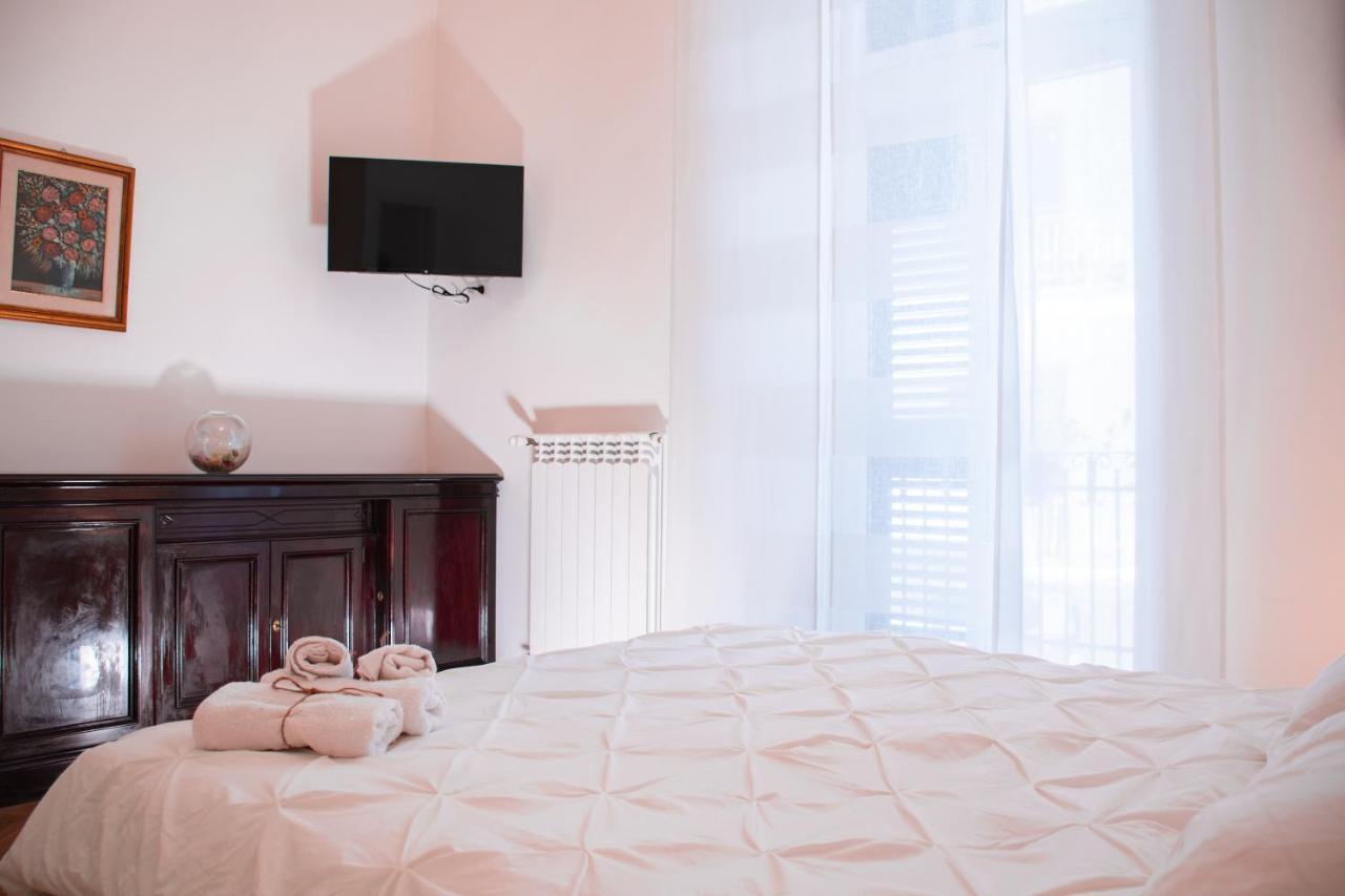 Apartmán Luxury Bnb Pisacane Bari Exteriér fotografie
